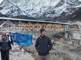 Kedarnath Camps by Annu，位于Kedārnāth的酒店