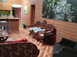 Finca La Cometa, Marinilla，位于马里尼亚的酒店
