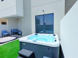 Perfect 4bd Villa With Jacuzzi，位于阿布扎比的酒店