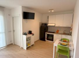 MarteNik Apartment, vicino San Raffaele e Milano，位于维莫德罗内的酒店