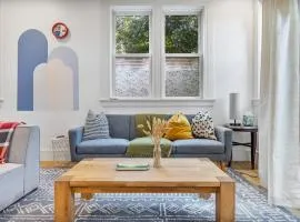 #Urban Elegance 3BR With Parking Near UC BART & Downtown