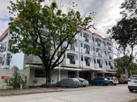 Buena Casa Hotel，位于奥隆阿波苏比克湾国际机场 - SFS附近的酒店