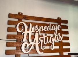 Hospedaje Artigas，位于科连特斯的酒店