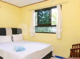 Wisma 24 at Hankam Puncak RedPartner，位于Kopo 2的酒店