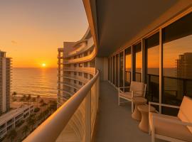 2BR W Resort, Birds eye view of it all, Professionally Designed，位于劳德代尔堡的度假村