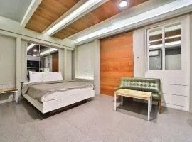 Gumi Jinpyeong-dong Two Stay