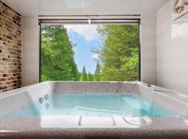 Funnymungmung Galaxy House，位于加平的酒店