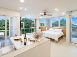 Nami Island Chaeungan Pool Villa，位于春川的酒店