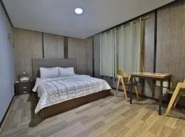 Busan Songdo Hotel The May
