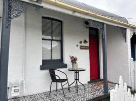 Cute cosy miners cottage，位于利斯戈的别墅