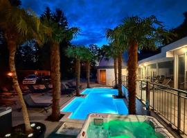 Kinizsi Udvar Apartmanház，位于巴拉顿博格拉尔的酒店