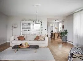 Spacious farmhouse with a greenhouse on Österlen