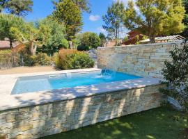 La VILLA OCEAN AVEC SPA et PISCINE - Les GITES DE CAMPARAN，位于拉本讷的酒店