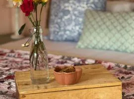 Cripps Cottage, Cheverells Farm