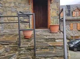 Spacious House in Canejan with Mountain View