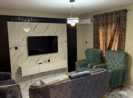 Zynasty Apartments，位于Abeokuta的酒店