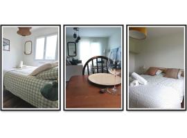 L'Orge - Maison Design, 3 chambres, jardin et garage privatif，位于Vic-le-Comte的酒店
