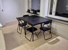 Furnished large apartment, Kramfors，位于克拉姆福什的酒店