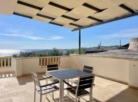 CASA ELAIO - immersa negli ulivi con vista sul mare Ionio