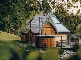 Osada Poli Koniaków - Panoramiczny Domek nr 3 z Prywatną Balią i Hydromasażem