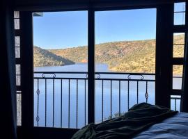 Fish Eagle Manor，位于沃姆巴斯的酒店