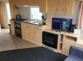 BelLa VistA - Holiday Home On The Beach，位于滨海克拉克顿的酒店