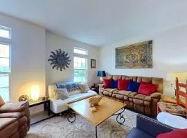 Townhomes of Providence --- 9 John Hall Dr