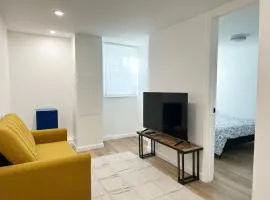 Stylish 2BR - EWR, Stadium & NYC
