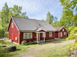 Holiday Home Skärvudde Villan by Interhome