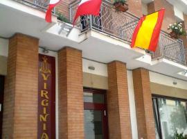 弗吉尼亚酒店，位于Atina的酒店