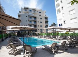 Hotel Apart Resilient，位于格勒姆的酒店