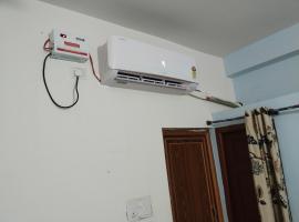 Sunny Homestay，位于锡尔杰尔的酒店
