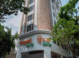 Nine Square Residency，位于加姆布的酒店
