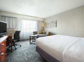 Courtyard Mishawaka-University Area，位于南本德的酒店