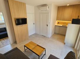 Camping skansen Zdbice - domek letniskowy 3，位于Zdbice的酒店