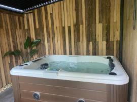 Casitas de Madera O Loureiro，位于诺雅的酒店