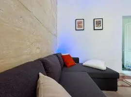 House IL Bahar