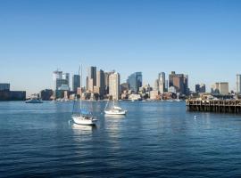 Modern Coastal City Stay Waterfront and Airport