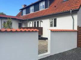 Bøtø strand feriehus 1，位于博托比的乡村别墅