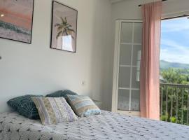 New apartment, mountain view, Espelette, 1er etage，位于埃斯珀莱特的酒店