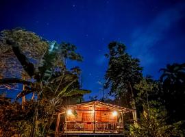 Inkà Home Chocó，位于巴亚索拉诺的酒店