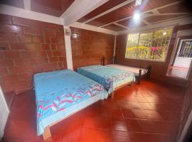 Habitacion Independiente 1 Vereda La Trina Libano Tolima，位于Líbano的酒店