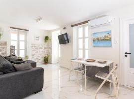 Syros DouBleTS Apartments，位于埃尔莫波利斯的自助式住宿