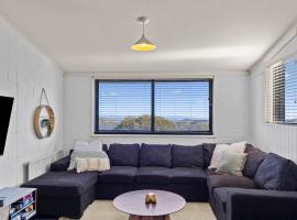 Alpine Cabin- Spa/Pool/Sauna，位于荷斯安山的酒店