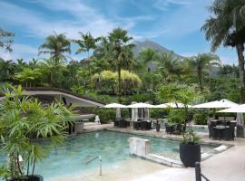 The Royal Corin Thermal Water Spa & Resort - Adults Only，位于福尔图纳的酒店