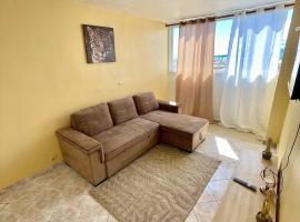 Appartement paisible en colocation，位于皮特尔角城的酒店