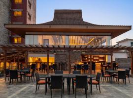 Ramada by Wyndham Kathmandu Dhumbarahi，位于加德满都的酒店