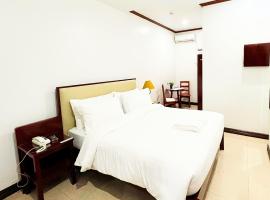 SANJH Island Hotel powered by Cocotel，位于Roxas的酒店