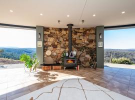 Luna Views Retreat，位于Coimadai的酒店