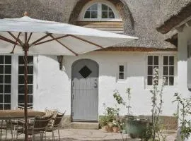 Peace In Beautifully Renovated Country House